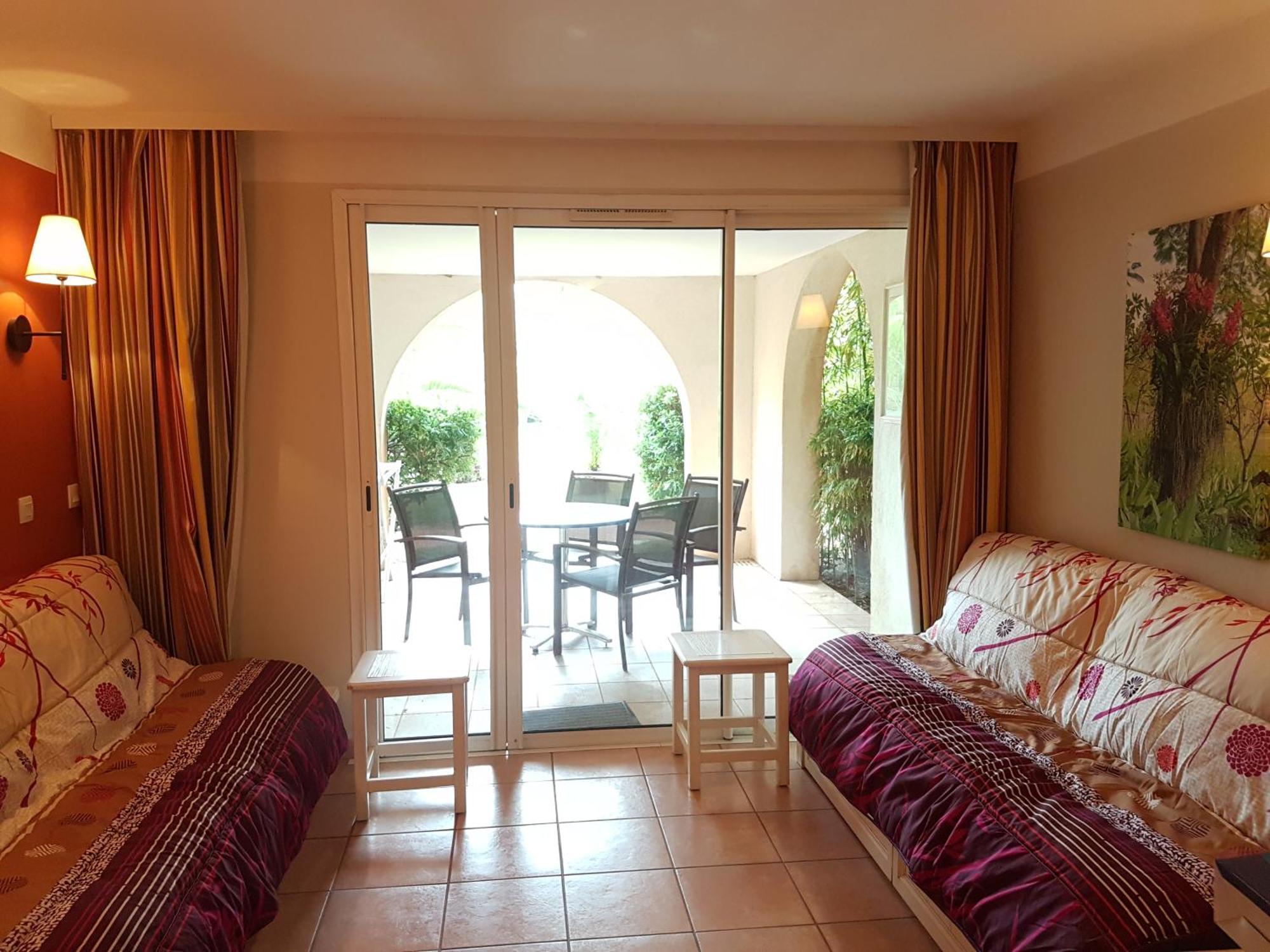 Ferienwohnung Les Ecrins De La Badine - Hameaux Hyères Exterior foto